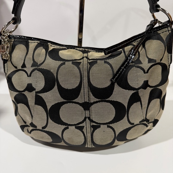 Unavailable - Picture 8 of 14